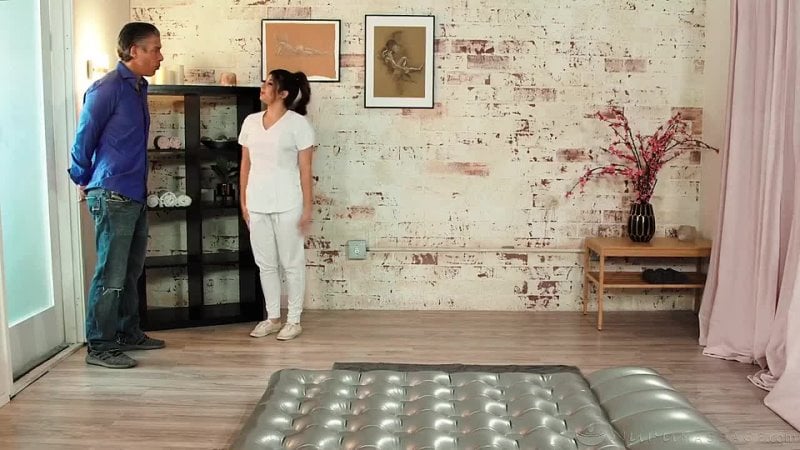 Ấn tượng thứ hai của Nuru massage keira croft