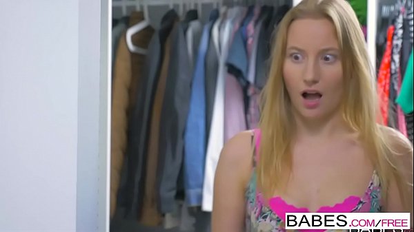 Lezioni di matrigna - Clip di Healing Hands con Kiki Cyrus e Nikki Thorne