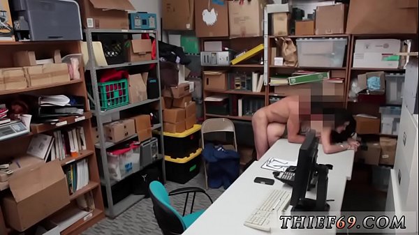 Teen Ballerina Creampie und Schönheitsmuschi Verdächtiger wurde auf Videoüberwachung gesehen