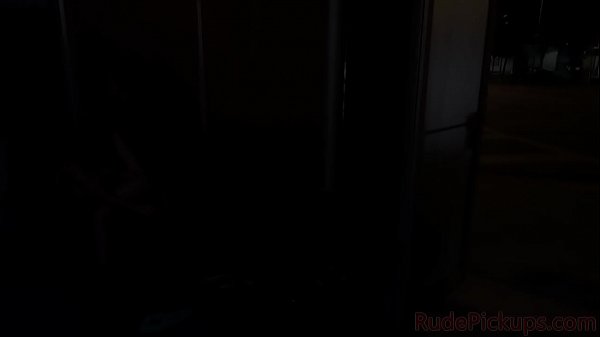 Alt 18yo ने जमकर चुदाई की और हावी हो गया