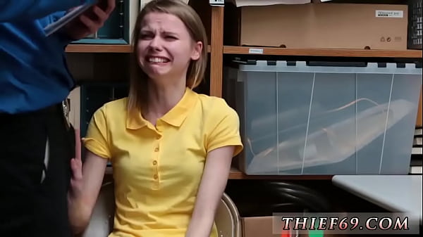 Compilation di creampie adolescenti amatoriali. Il poliziotto LP ha fatto 2 passi avanti e ha impostato a