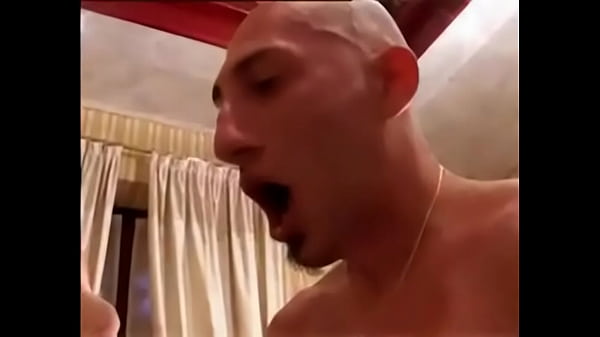 Heiße blonde Shemale schimpfte in allen Positionen – Roberta Cavalcante