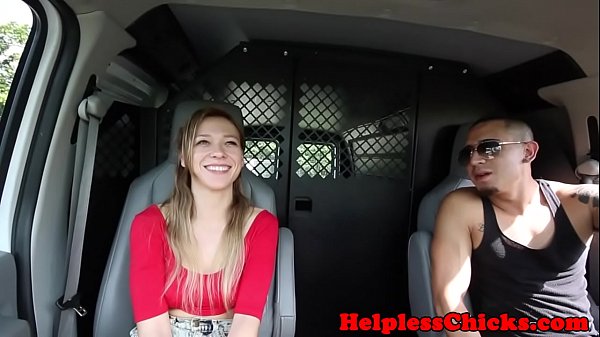 19enne incagliato e sbattuto dalla cattiveria