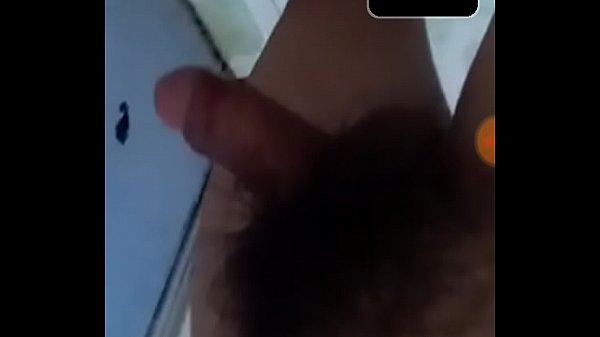 Séduire un hétéro sur Zalo pour montrer sa bite