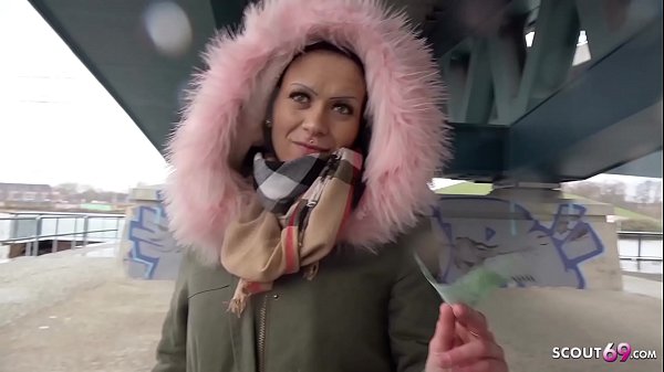 Incredibile ragazza teenager si diverte da adolescente