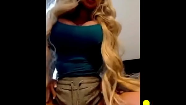 S. Die Huren-Makeup-Sitzung endete mit einem großartigen Sex