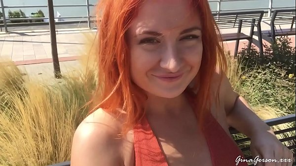 Incredibili pose sensuali per adolescenti