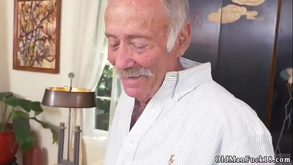 Web giovane hd che va a sud del confine