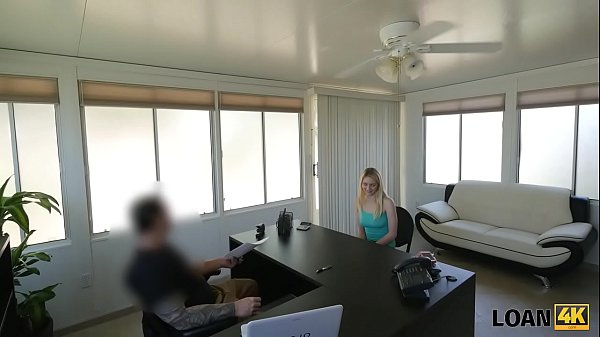 PRESTITO4K. Tutti i conti della modella spogliarellista possono essere pagati facilmente con il sesso selvaggio