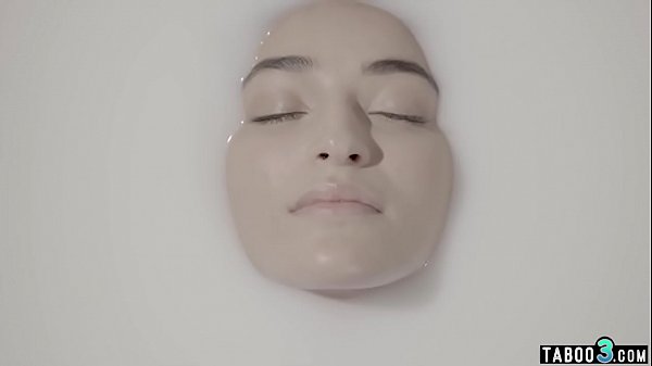 Robot adolescente scopata anale in un futuro love hotel