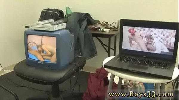 Uomini gay della Giamaica che fanno sesso Essendo in lingerie li ho fatti girare