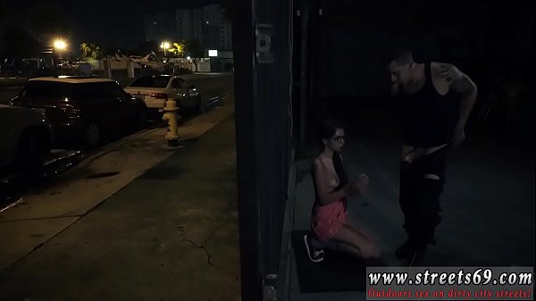 Il fratellastro del socio punisce il capo I ragazzi fanno