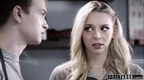 Erstaunlich sinnlicher Teenie hat Spaß