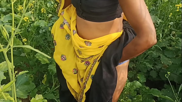 Mamta went to the mustard field, her husband took the opportunity and fucked her hard, clear Hindi voice, outdoor