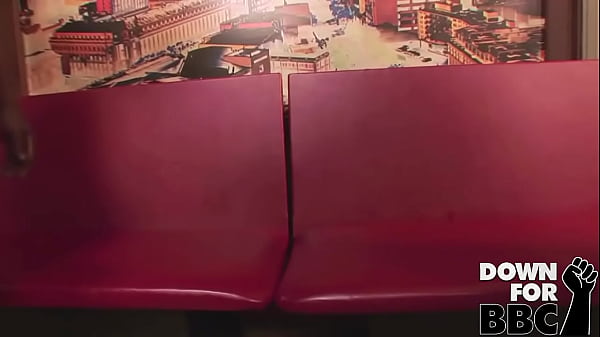 GIÙ PER LA BBC - La ragazza sporca di Kita Zen ama i cazzi enormi che distruggono la figa