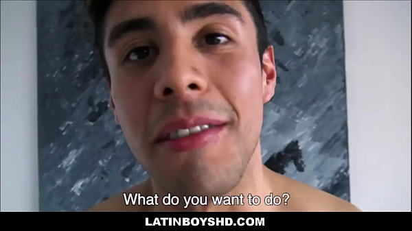 Heiße, tolle Teenie zeigt sich - anal