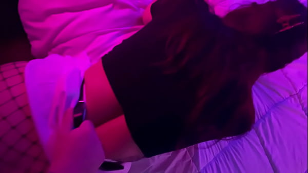 सुंदर किशोर शौकिया स्ट्रिप्स