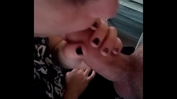 adora succhiarmi il cazzo e finirlo in bocca