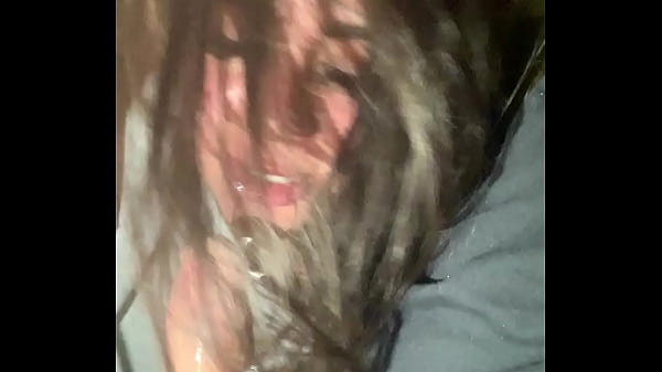 Đầu đường cùng Misty