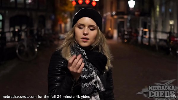 Realidad_virtual Adolescente se burla - encantador