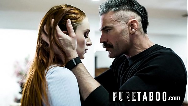 L'obsession d'un homme veuf avec la petite amie rousse de son fils, Maya Kendrick