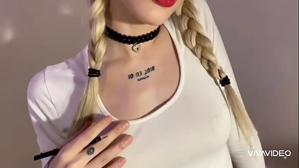 Amazing amazing Teen performs