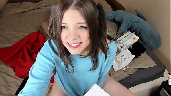 Teen sex_toys si spoglia video