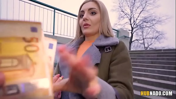 Amazing Teen Girl performs in blonde