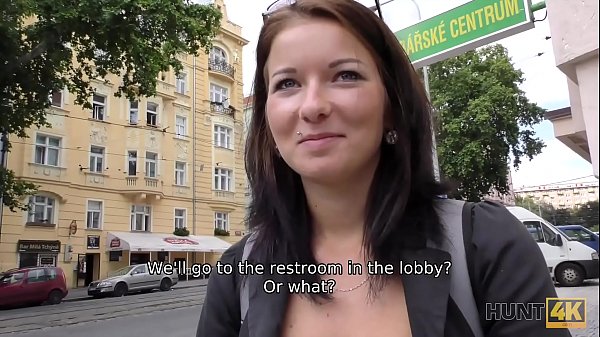 Wild Teen Girl si diverte da adolescente