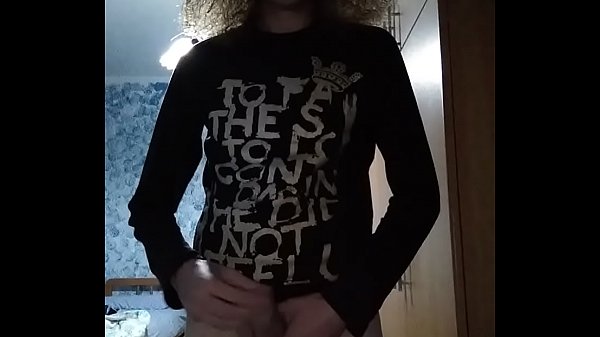 Y estoy jodiendo, tengo dos padres bastardos que me quieren joder. Por favor me podrían echar una mano para desfasarlos. Luego por lo demás me encanta la vida real. Una vez finalizada esta etapa nos divertiremos en total libertad.