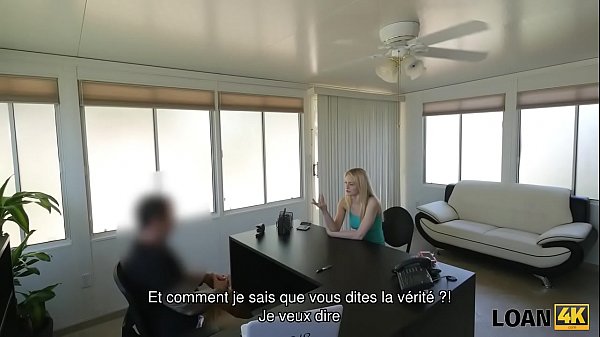 PRÊT4K. Hot Allie donne du vagin pour clouer un mec dans un bureau de prêt