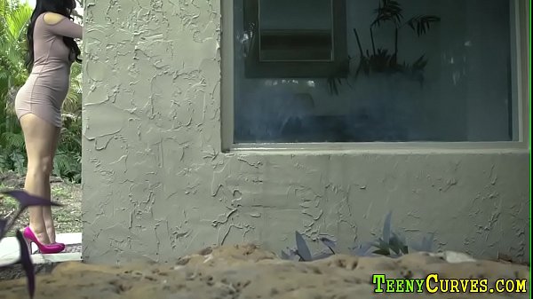 L. liếm thiếu niên đập doggystyle