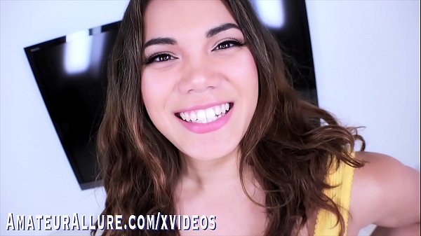 PAIGE OWENS &amp_ KEILANI KITA LIEBEN EINEN SCHWANZ IM HALS