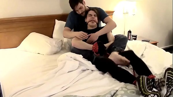 Pornografia gay adolescente com punho extremo e galerias difíceis de fisting xxx Punido por