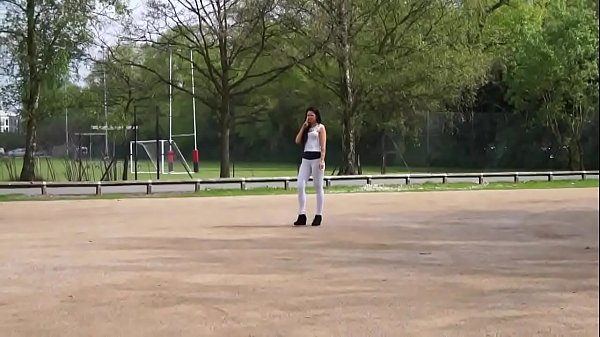 exhibición pública de cameltoe