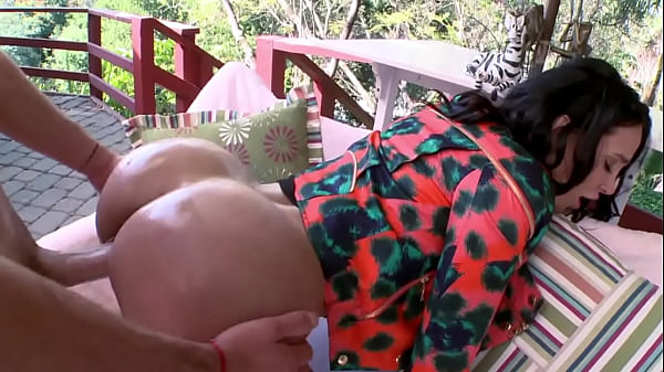 BANGBROS – Faszinierende PAWG-Zusammenstellung mit Mia Malkova, Savannah Fox, Remy LaCroix und mehr