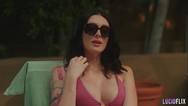 Bellissimo pompino per una ragazza teenager