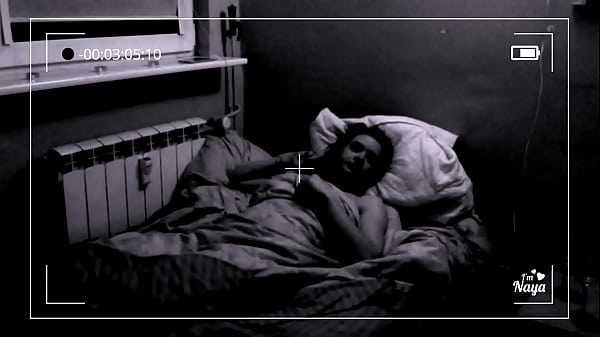 Bella teenager posa anale