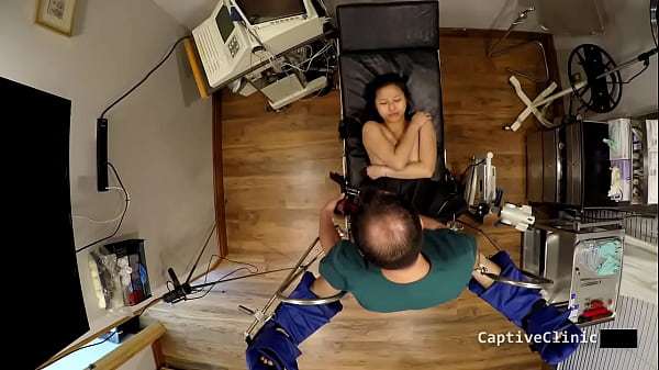 Der Eintritt erfolgt auf eigene Gefahr – Raya Nguyen