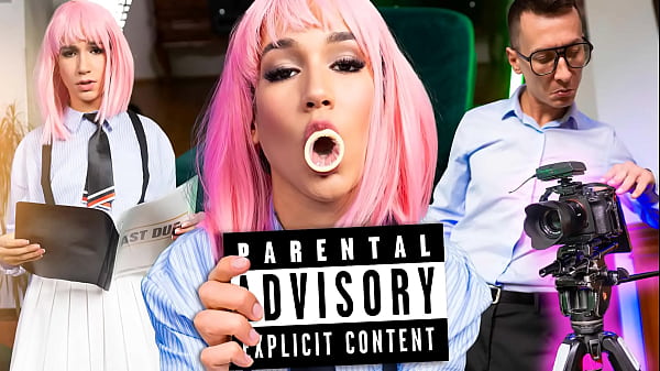 VIP4K. De cam girl à star du porno, juste pour payer mes dettes