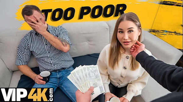 VIP4K. La jeune Amalia Davis, timide et courbée, se déchaîne avec son voisin.