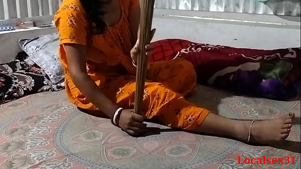 Stiefmutter fickt Stiefsohn hart Chudai Desi Mutter (Offizielles Video von Localsex31)