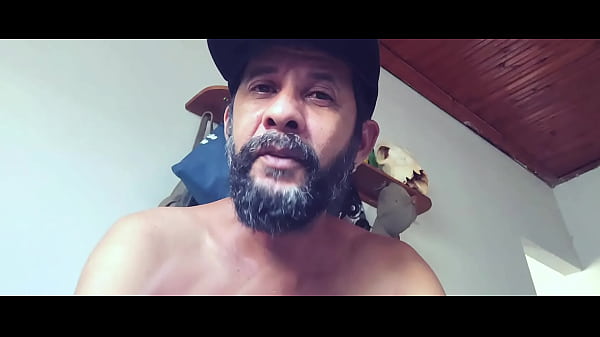 Sehen Sie sich leidenschaftliche Amateur-Teen-Videos an