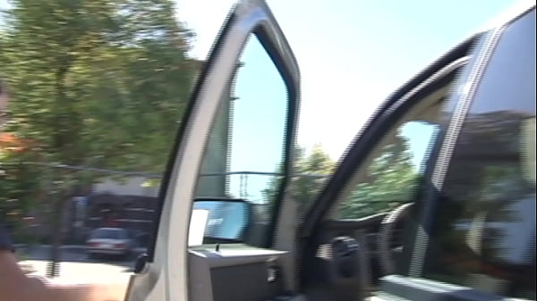 Beautiful Teen shows off blowjob