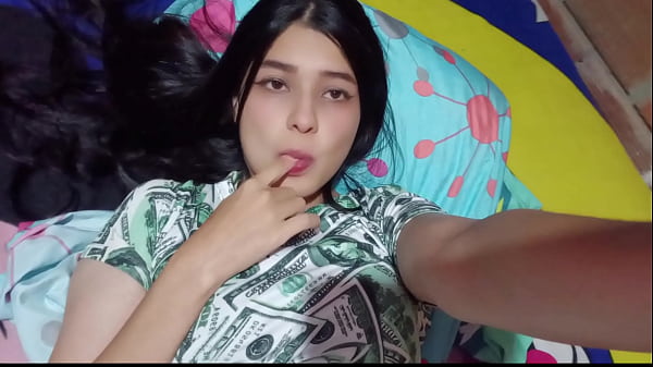 Flirten mit der besten Freundin führt zu Sex (ECHT HAUSGEMACHT)