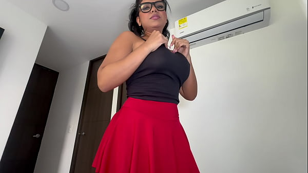 Sexy Teen performs - pretty