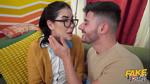 Heißes hübsches Teen hat Spaß - Teen