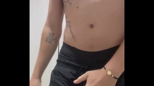 Me gusta hacer squirt para que se sienta mucho mejor, disfrútalo