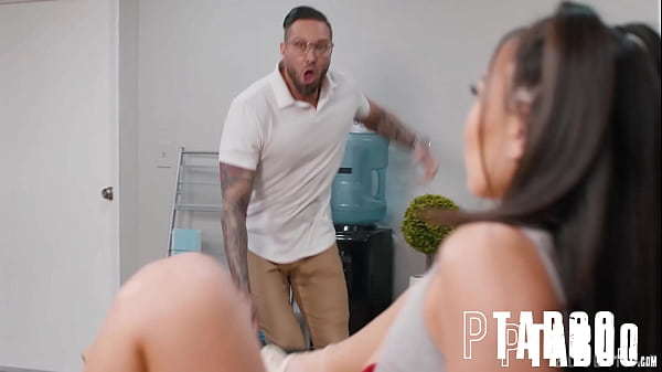 Phụ giáo viên Quinton Pound Kimmy&rsquo_s Ass sau Fap Bust!