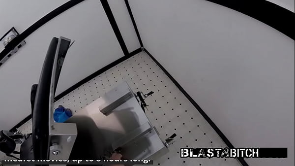 Conviértete en Doctor-Tampa, explota el estómago de Kalani Luana con semen en BlastABitch - Reup